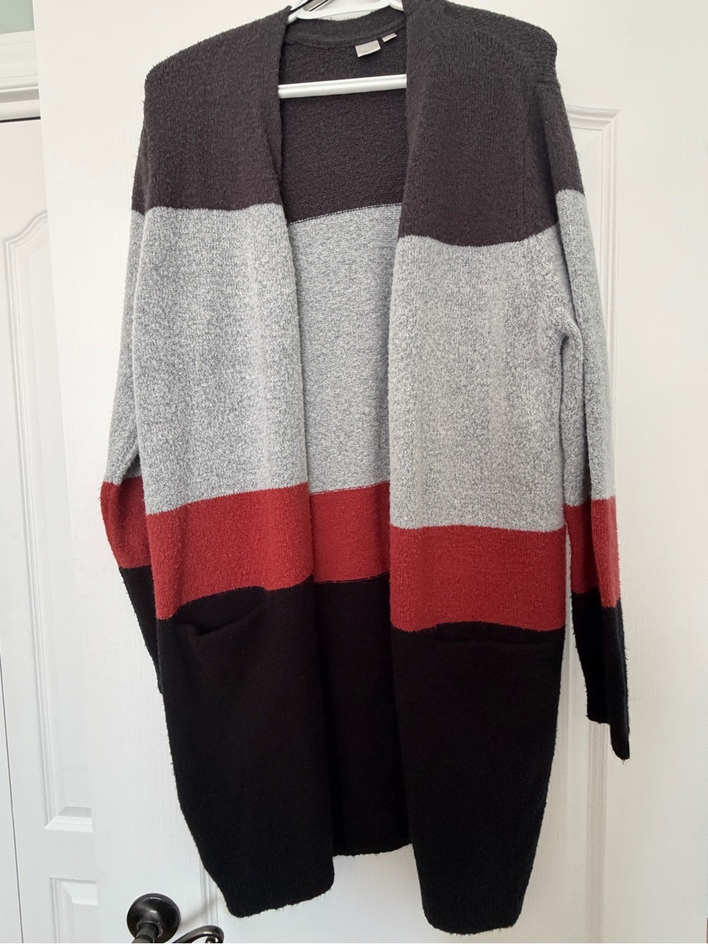 twik Women's Colorblock Open-Front Cardigan in Black, Gray & Red